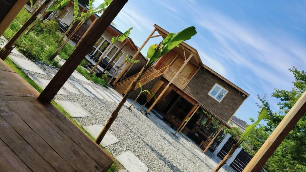 סוקהום Aqua Palm Resort מראה חיצוני תמונה